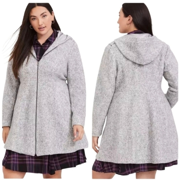 Torrid Hacci Fit And Flare Coat Sz 2 - Picture 1 of 10